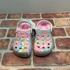 Girls shoes